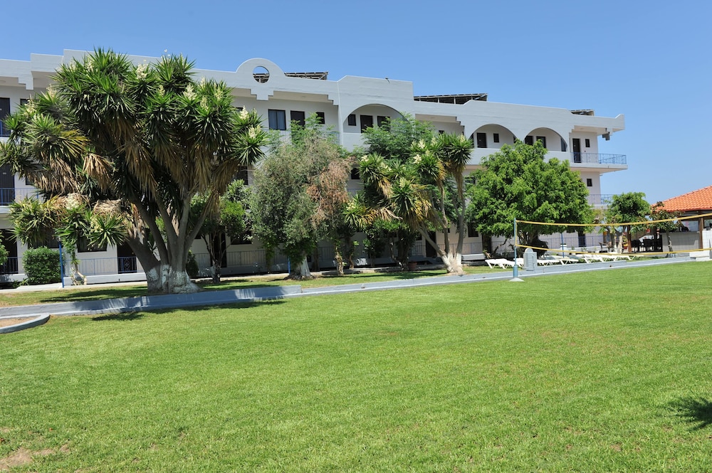 Maritime Hotel Aparts — Outdoor in Kremasti, South Aegean