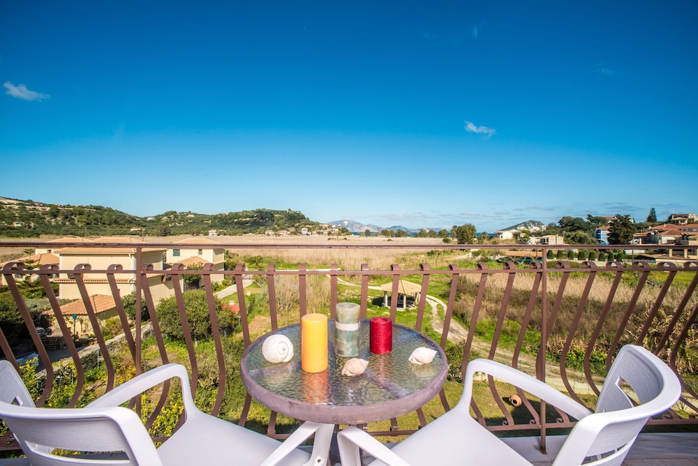 Herodotos Studios — Restaurant & bars in Keri, Ionian Islands