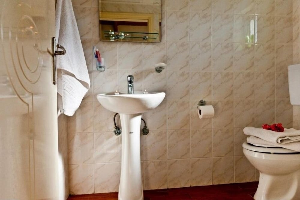 Herodotos Studios — Hotel rooms in Keri, Ionian Islands