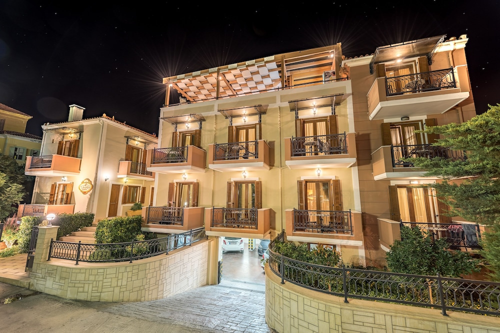 Theofilos Paradise Boutique Hotel — Hotel building in Lesvos Island