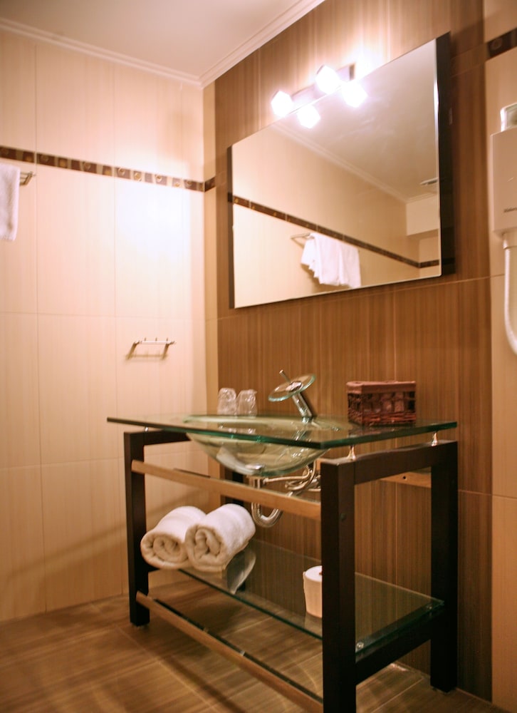 Theofilos Paradise Boutique Hotel — Hotel rooms in Lesvos Island