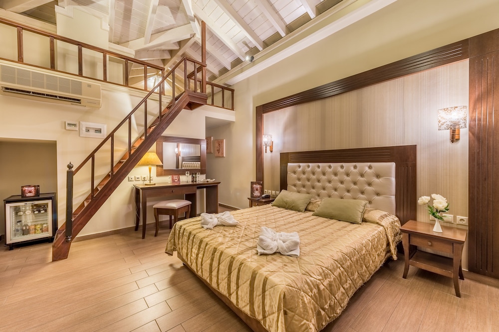 Theofilos Paradise Boutique Hotel — Hotel rooms in Lesvos Island