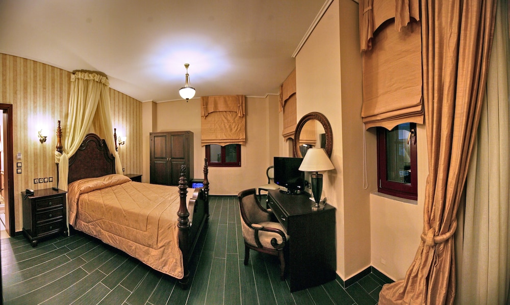 Theofilos Paradise Boutique Hotel — Hotel rooms in Lesvos Island