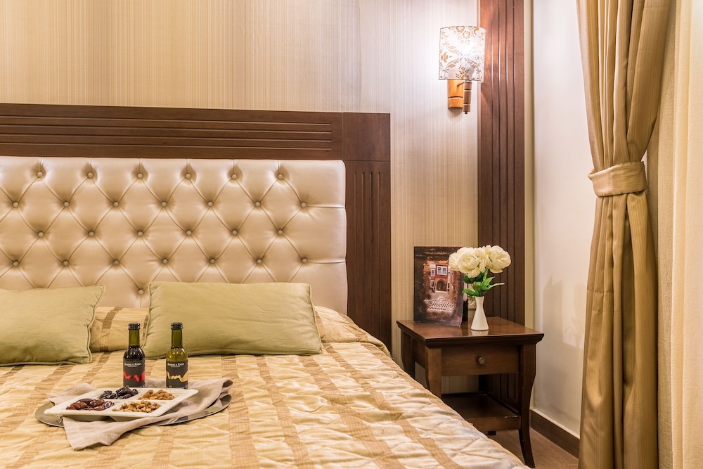 Theofilos Paradise Boutique Hotel — Hotel rooms in Lesvos Island