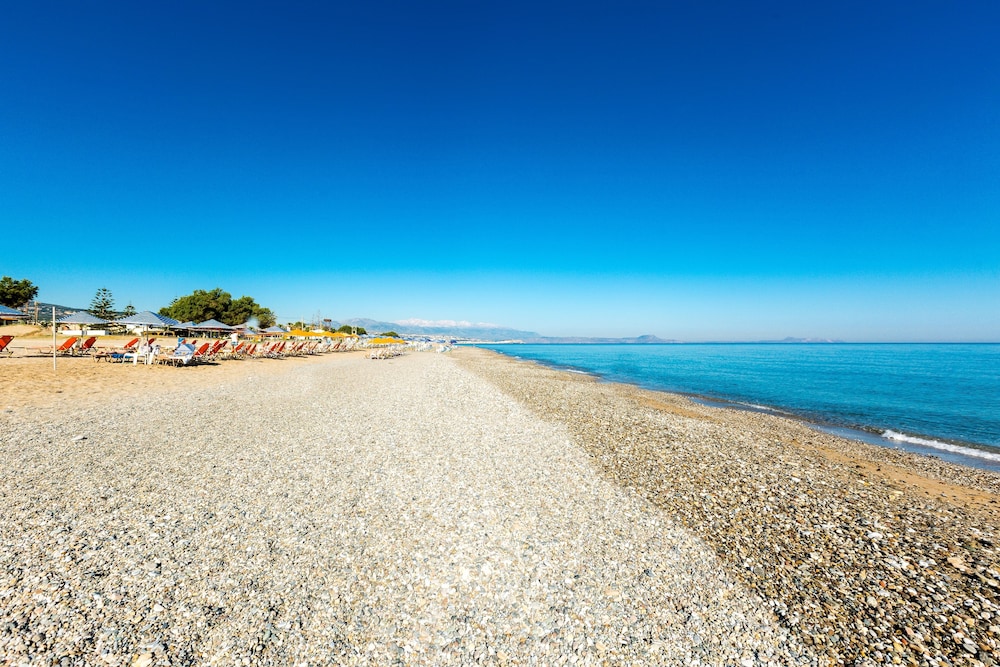 Trefon Hotel Apartments and Suites — Outdoor in Rethymnon