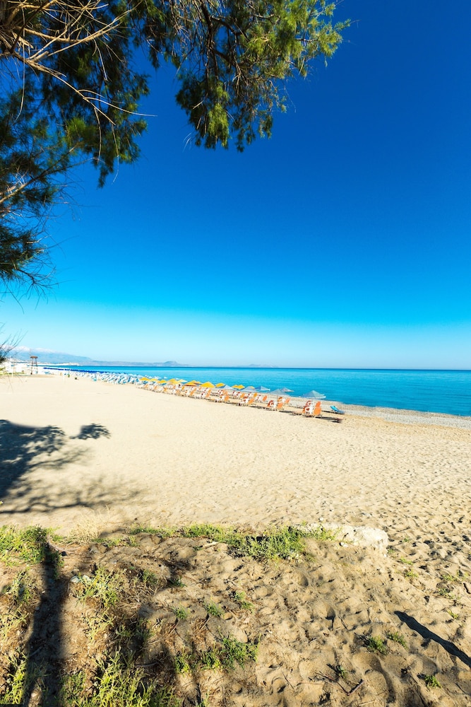 Trefon Hotel Apartments and Suites — Outdoor in Rethymnon