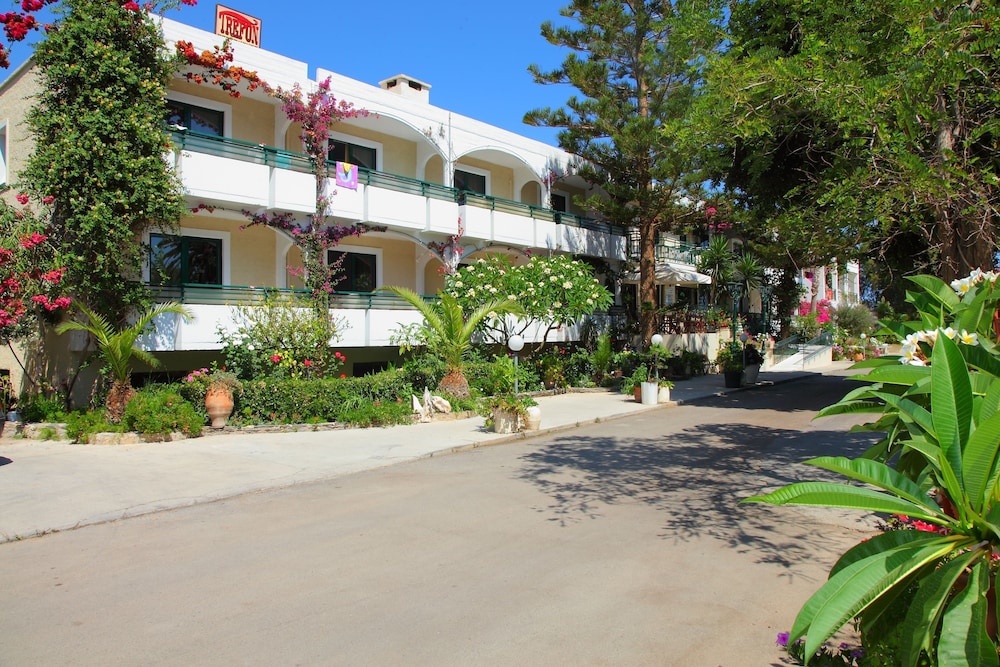 Trefon Hotel Apartments and Suites — Outdoor in Rethymnon
