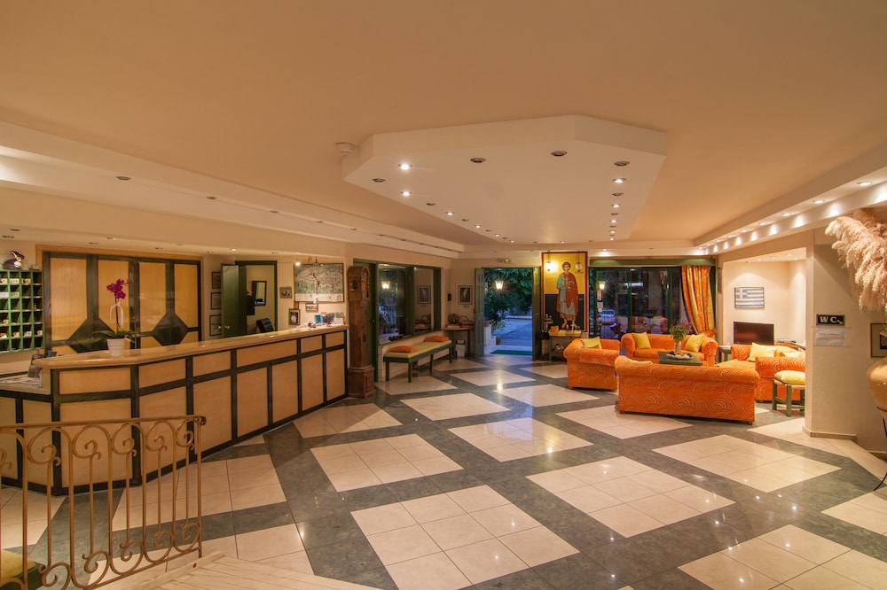 Trefon Hotel Apartments and Suites — Shared spaces in Rethymnon