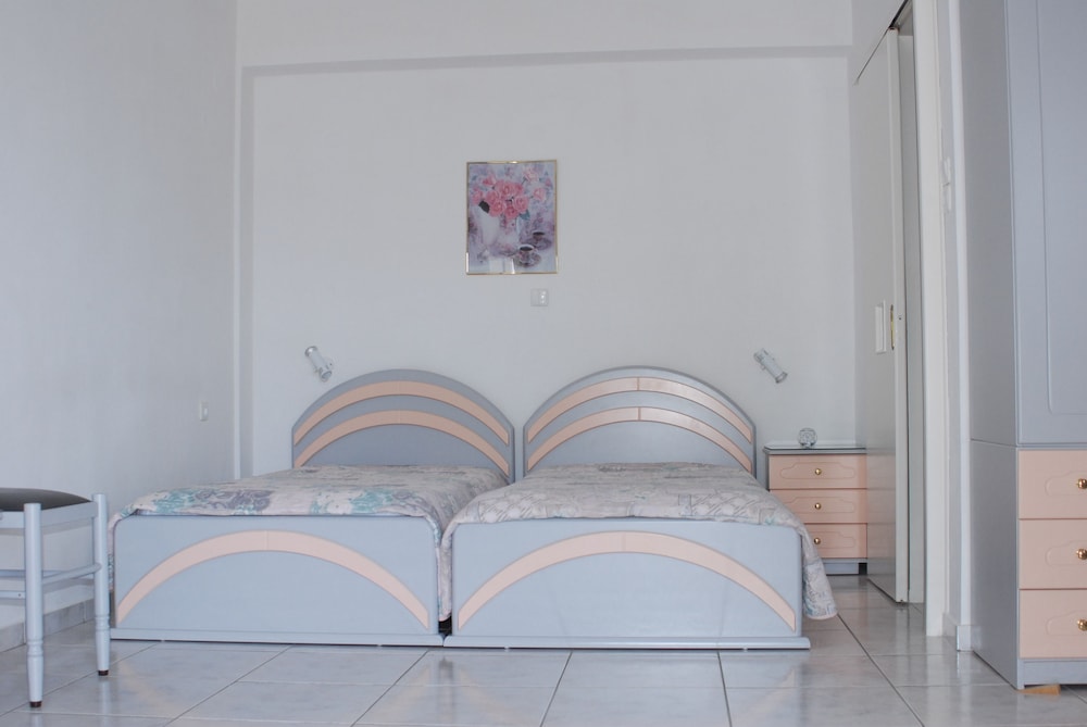 Travlos Studios — Hotel rooms in Poros, Ionian Islands