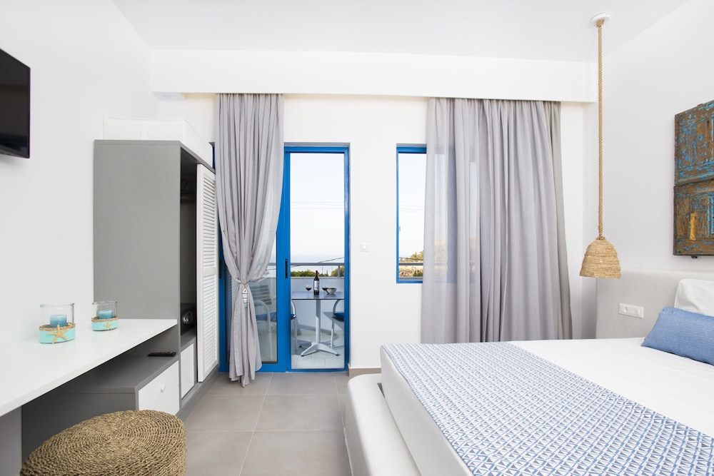 Lindos Portes Suites - Adults Only — Hotel rooms in Lindos, South Aegean
