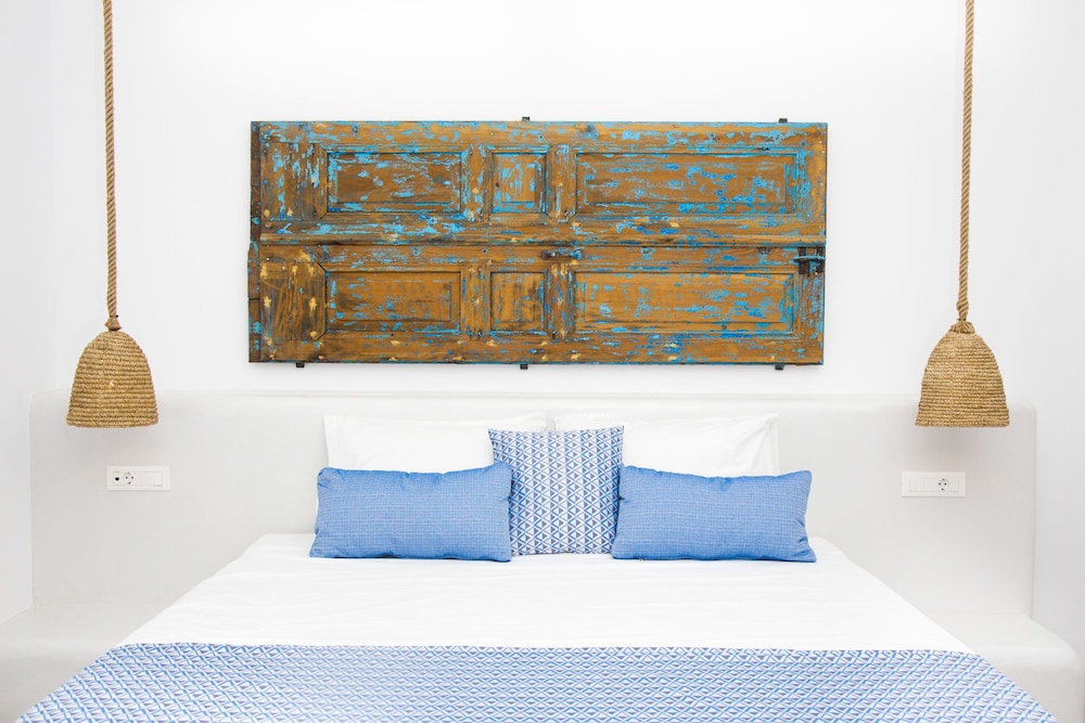Lindos Portes Suites - Adults Only — Hotel rooms in Lindos, South Aegean