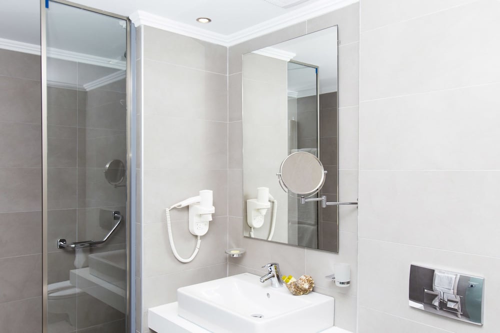 Lindos Portes Suites - Adults Only — Hotel rooms in Lindos, South Aegean