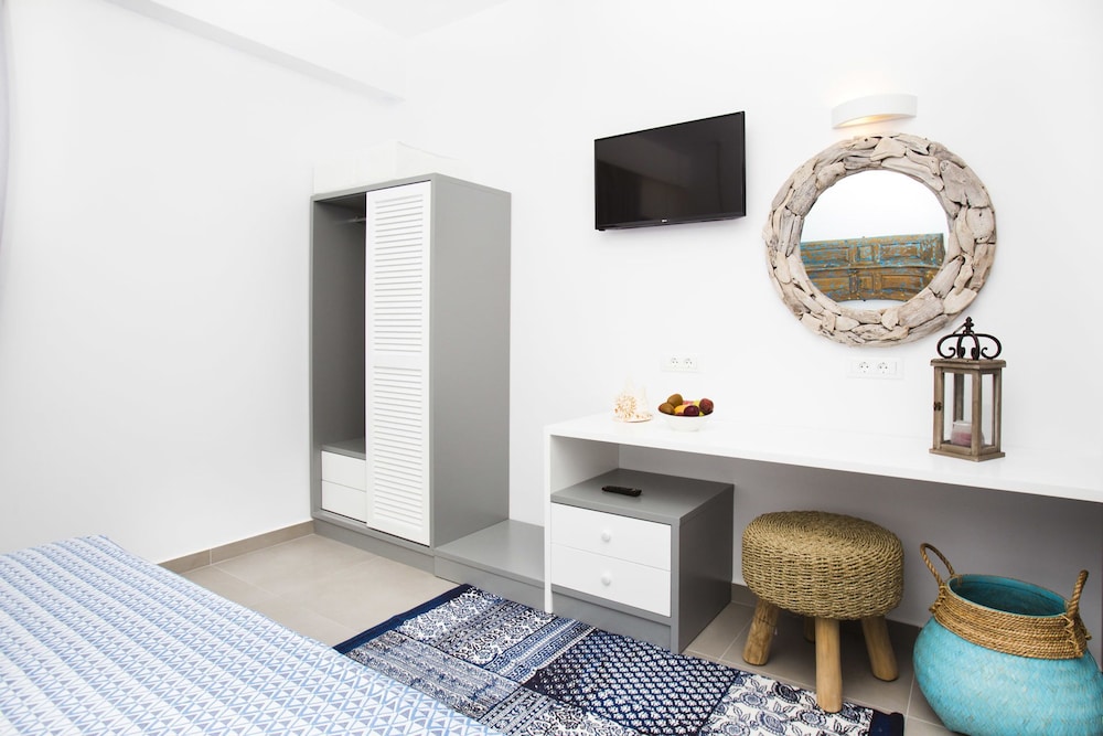 Lindos Portes Suites - Adults Only — Hotel rooms in Lindos, South Aegean
