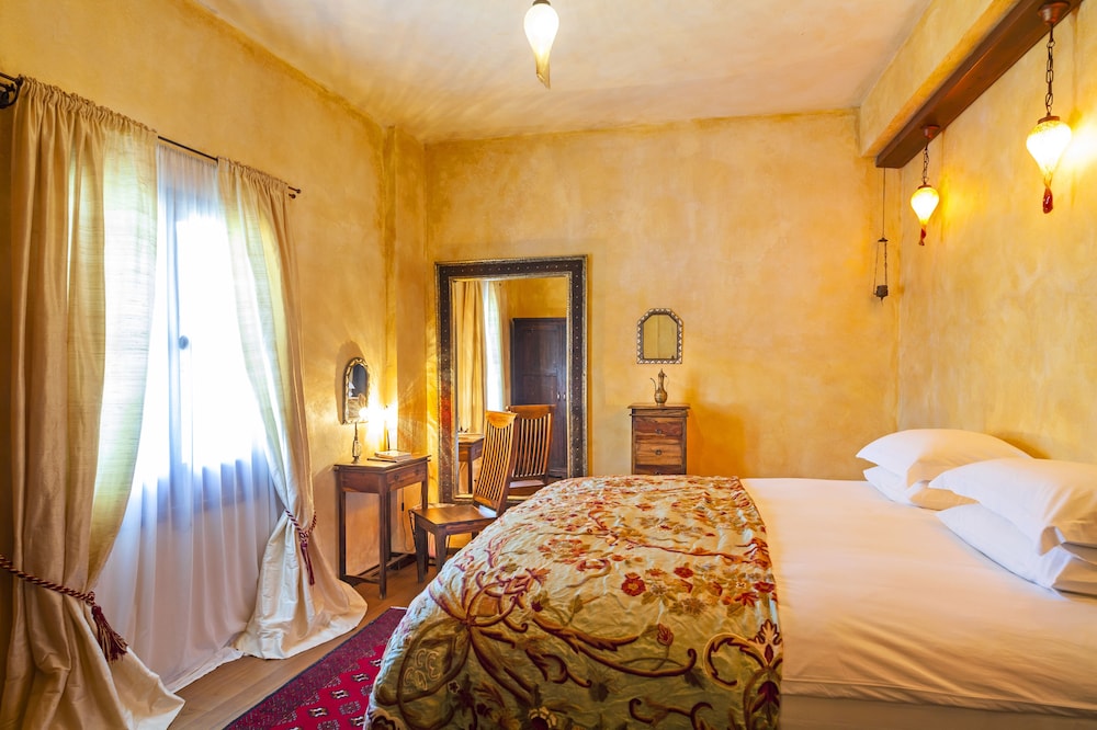 Spirit Of The Knights Boutique — Hotel rooms in Rhodes Town, South Aegean
