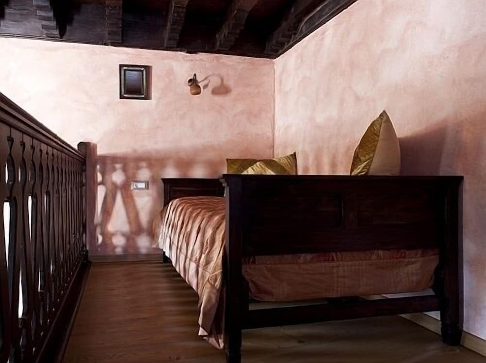 Spirit Of The Knights Boutique — Hotel rooms in Rhodes Town, South Aegean