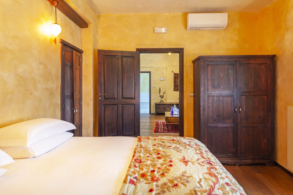 Spirit Of The Knights Boutique — Hotel rooms in Rhodes Town, South Aegean