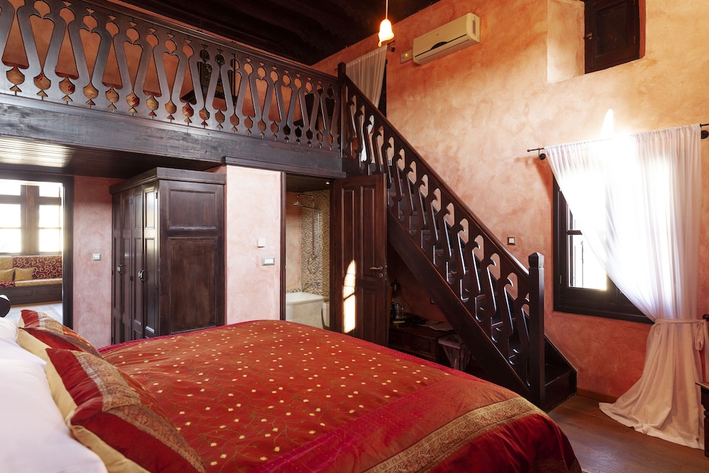 Spirit Of The Knights Boutique — Hotel rooms in Rhodes Town, South Aegean