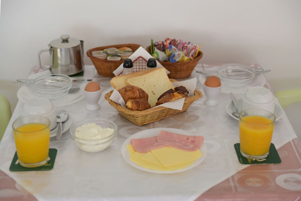 Trianta Hotel Apartments — Restaurant & bars in Ialyssos, South Aegean