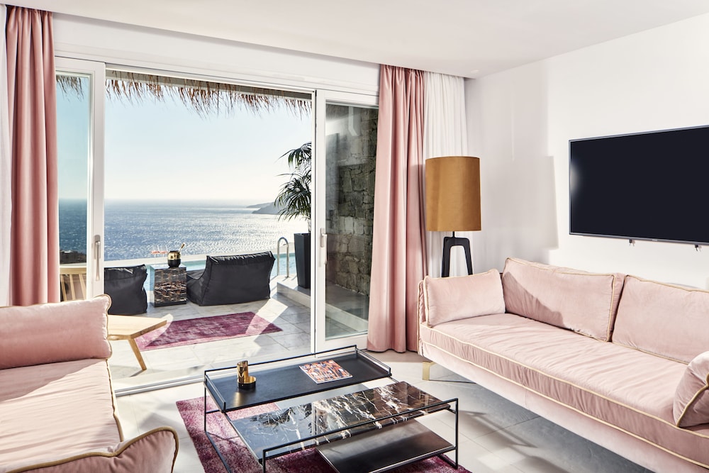 Myconian Villa Collection - Preferred Hotels & Resorts — Hotel rooms in Elia, South Aegean