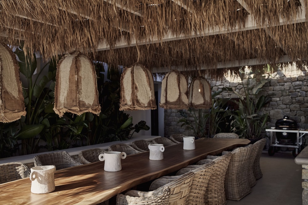 Myconian Villa Collection - Preferred Hotels & Resorts — Restaurant & bars in Elia, South Aegean