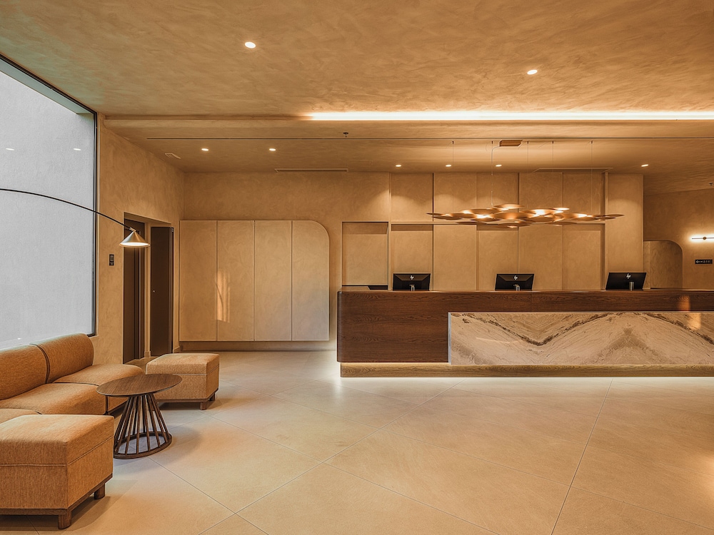 Mitsis Bali Paradise — Hotel building in Bali