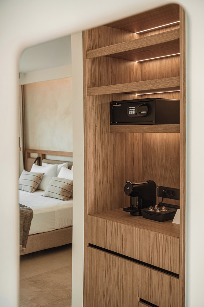 Mitsis Bali Paradise — Hotel rooms in Bali