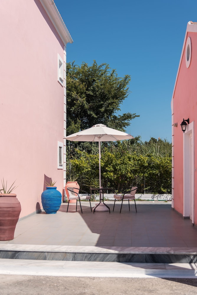 Fardini Seaside Hotel — Hotel building in Lefkimmi (Corfu), Ionian Islands