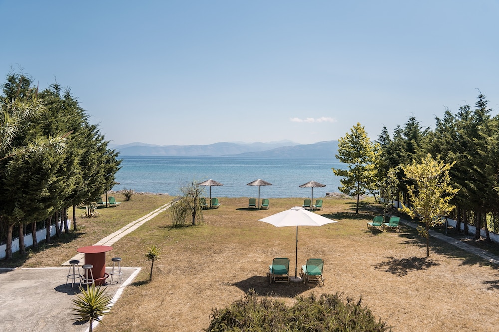 Fardini Seaside Hotel — Beach in Lefkimmi (Corfu), Ionian Islands