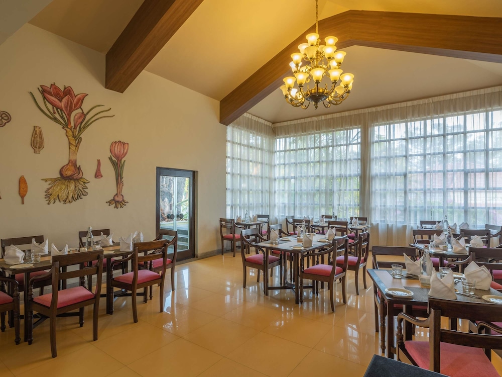 Mercure Goa Devaaya Resort - An Accor Hotels Brand — Restaurant & bars in Divar Island, Goa