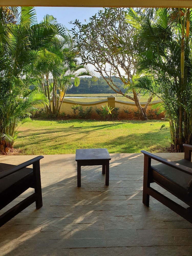 Mercure Goa Devaaya Resort - An Accor Hotels Brand — Hotel building in Divar Island, Goa