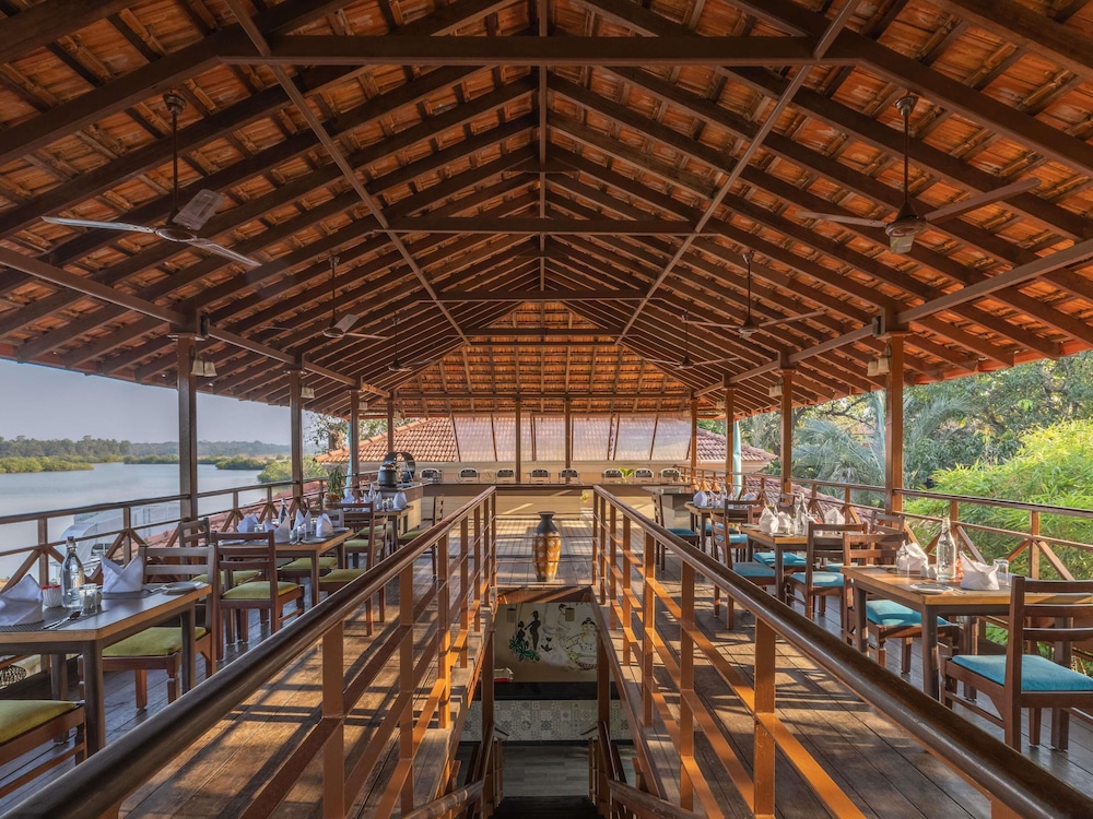 Mercure Goa Devaaya Resort - An Accor Hotels Brand — Restaurant & bars in Divar Island, Goa