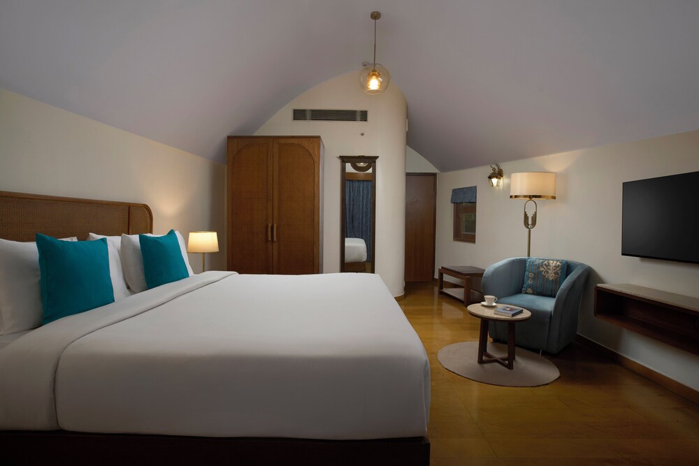 Mercure Goa Devaaya Resort - An Accor Hotels Brand — Hotel rooms in Divar Island, Goa