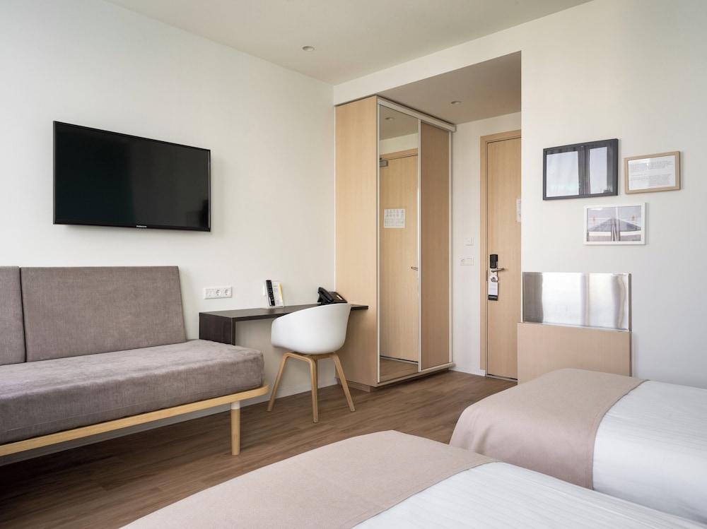 Reykjavik Lights by Keahotels — Hotel rooms in Reykjavik, Capital Region