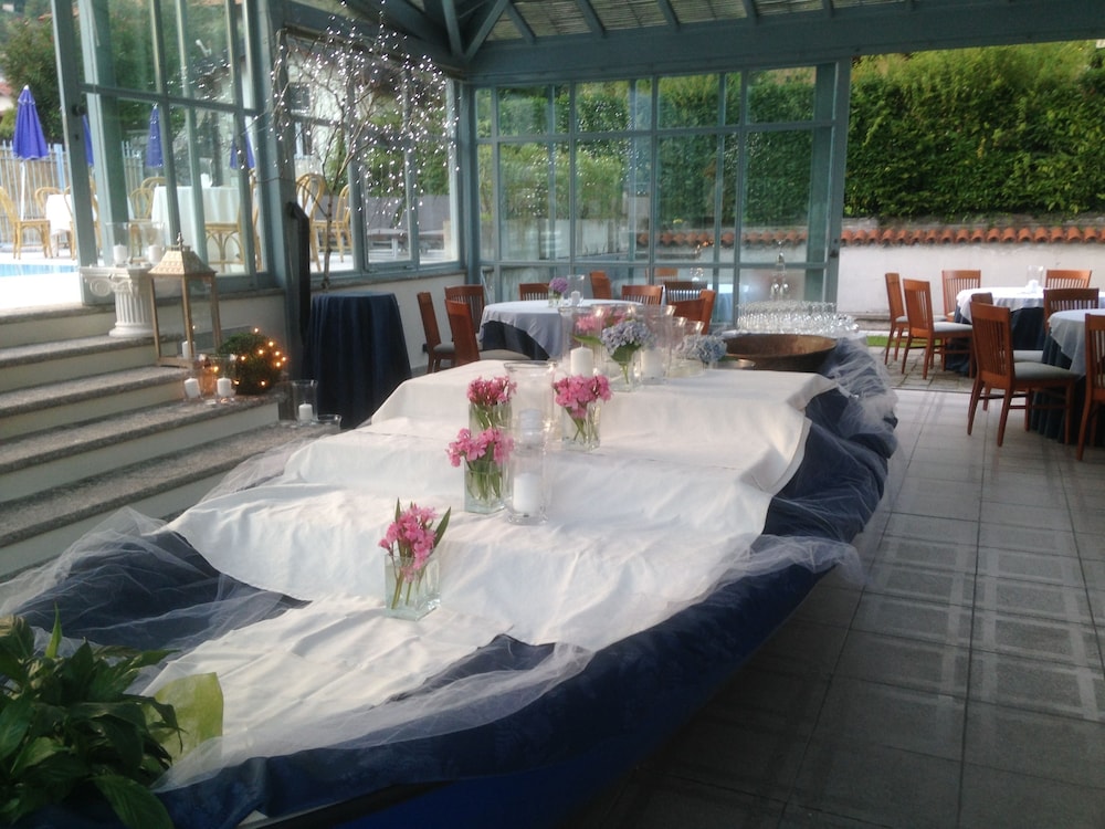 Hotel Lario — Hotel rooms in Mezzegra, Lombardy