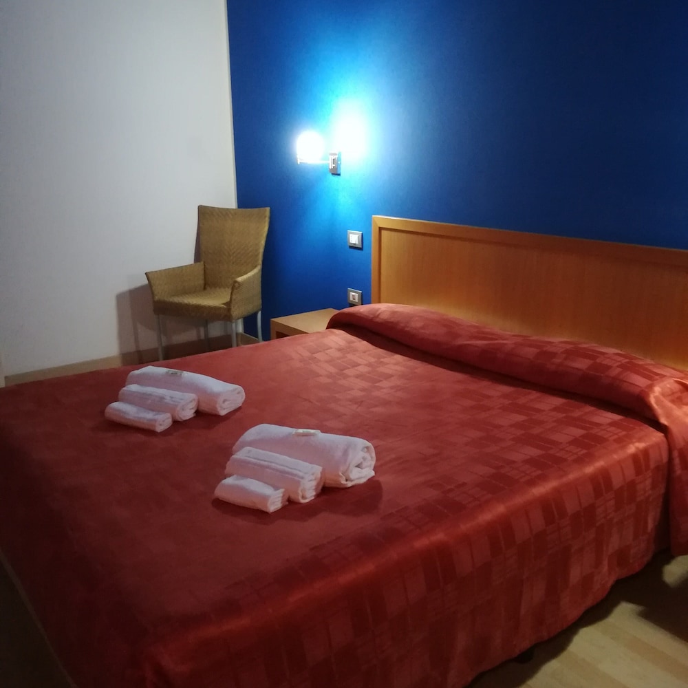 Hotel I Colori — Hotel rooms in Sant'Antioco, Sardinia