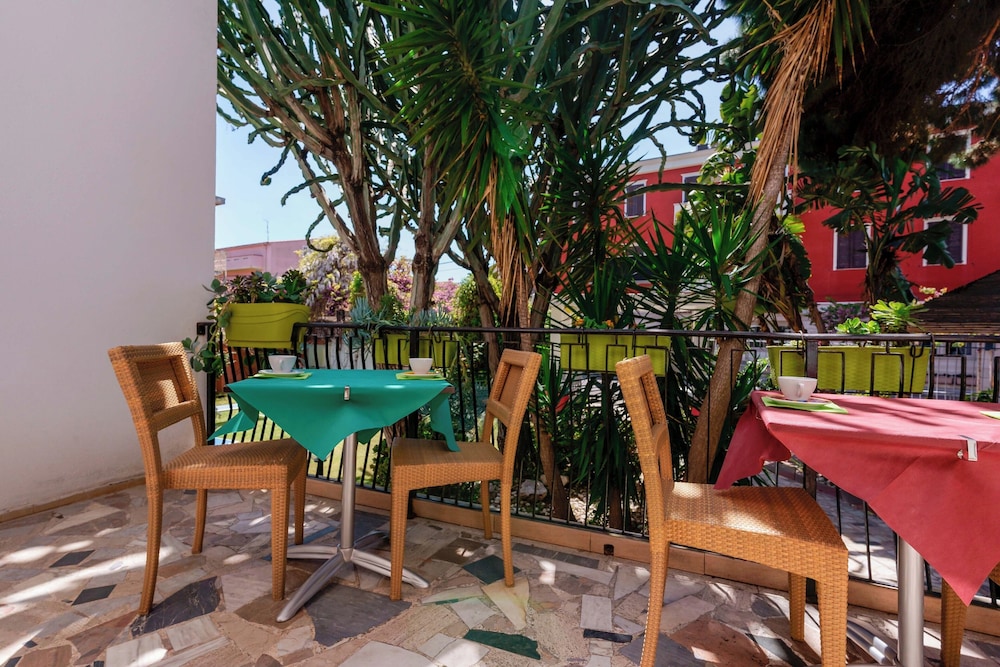 Hotel I Colori — Restaurant & bars in Sant'Antioco, Sardinia