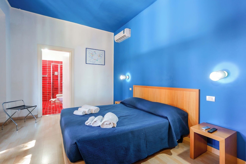 Hotel I Colori — Hotel rooms in Sant'Antioco, Sardinia
