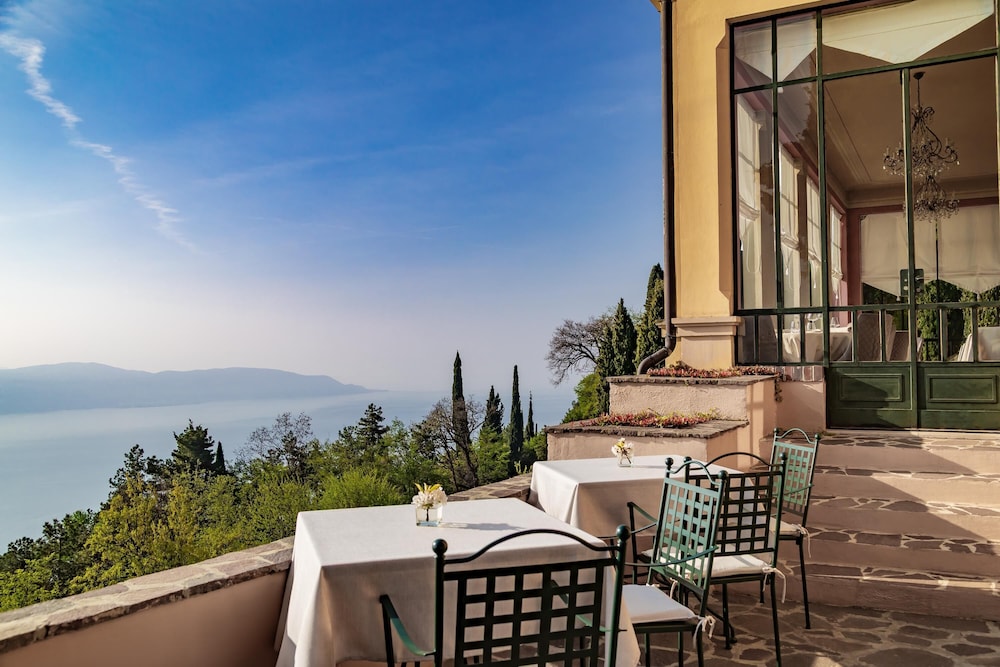 Boutique Hotel Villa Sostaga — Restaurant & bars in Gargnano, Lombardy