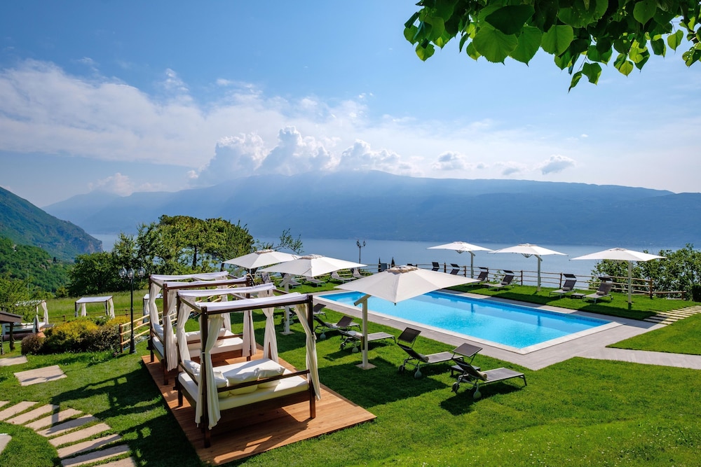 Boutique Hotel Villa Sostaga - zdjęcie 3