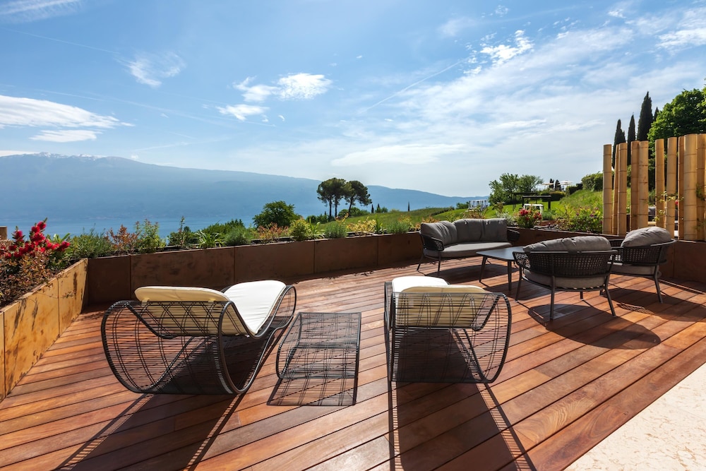 Boutique Hotel Villa Sostaga — Attractions in the area in Gargnano, Lombardy