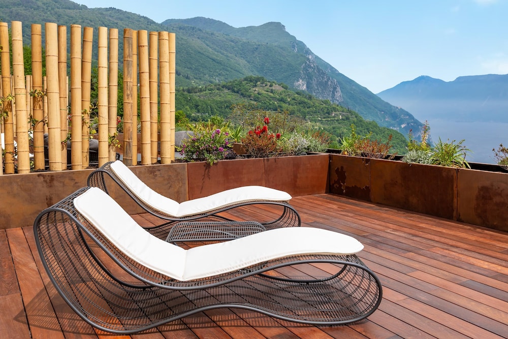 Boutique Hotel Villa Sostaga — Attractions in the area in Gargnano, Lombardy