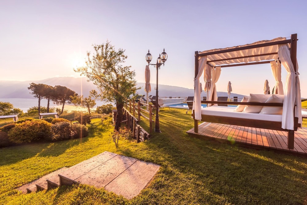 Boutique Hotel Villa Sostaga — Swimming pool in Gargnano, Lombardy