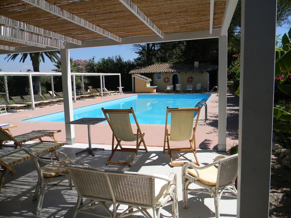 Is Benas Country Lodge - zdjęcie 3