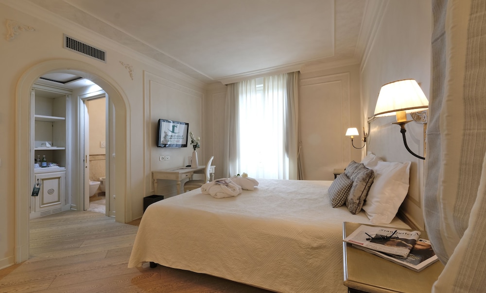 Garda Hotel San Vigilio Golf — Hotel rooms in Pozzolengo, Lombardy