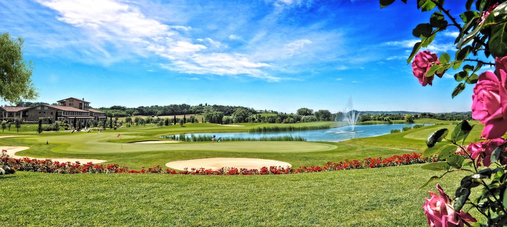 Garda Hotel San Vigilio Golf — Sports & recreation in Pozzolengo, Lombardy