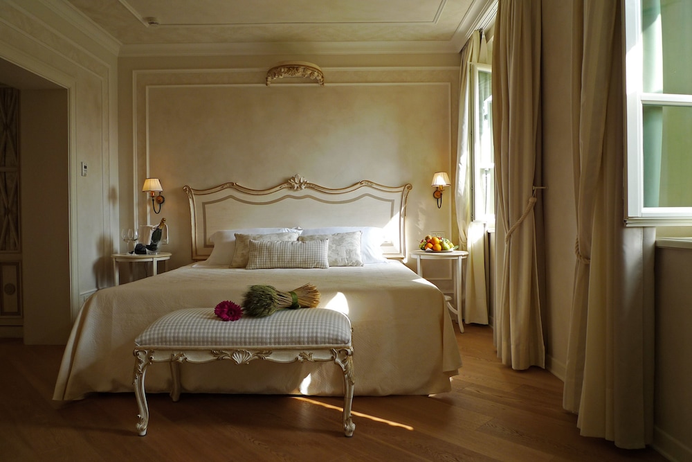 Garda Hotel San Vigilio Golf — Hotel rooms in Pozzolengo, Lombardy