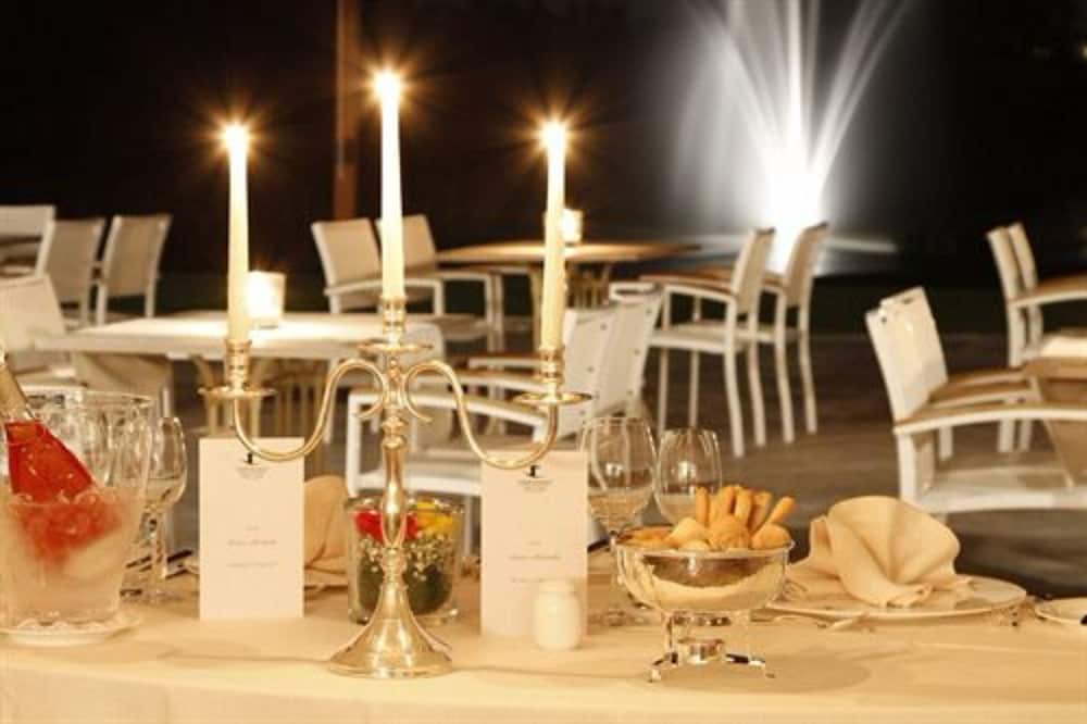 Garda Hotel San Vigilio Golf — Restaurant & bars in Pozzolengo, Lombardy