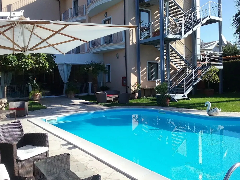 Hotel Gullo