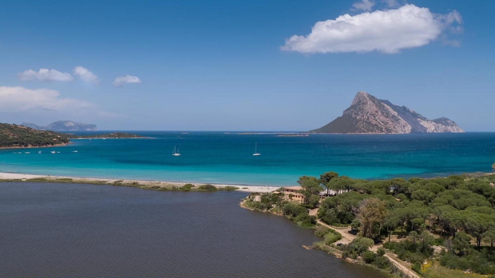 Hotel Lu Pitrali — Main photo in San Teodoro, Sardinia
