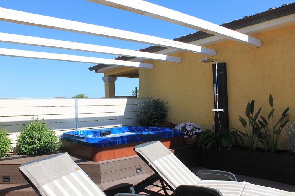 Hotel Lu Pitrali — Swimming pool in San Teodoro, Sardinia
